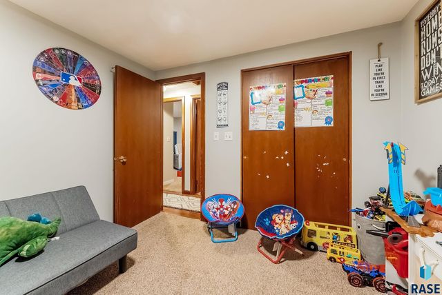 3917 E Claudette Dr Drive, Sioux Falls, SD 57103