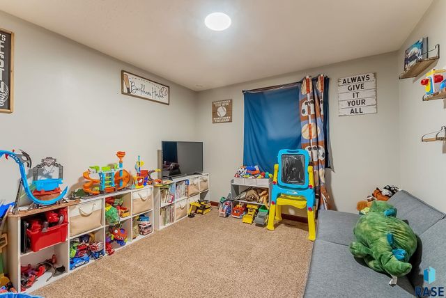 3917 E Claudette Dr Drive, Sioux Falls, SD 57103