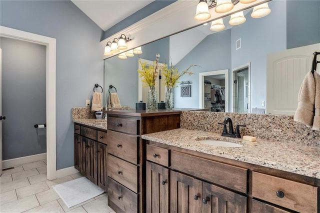 10941 S Barth Road, Olathe, KS 66061