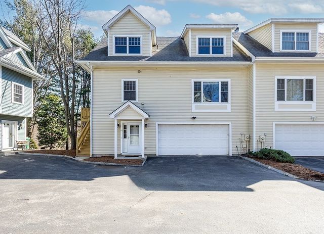 81 Beecher Pl 81, Newton, MA 02459