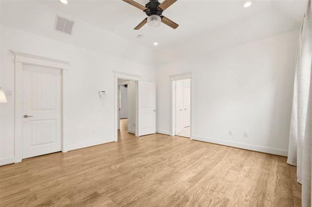 1723 W 14th Street B, Houston, TX 77008