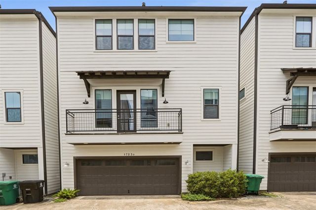 1723 W 14th Street B, Houston, TX 77008