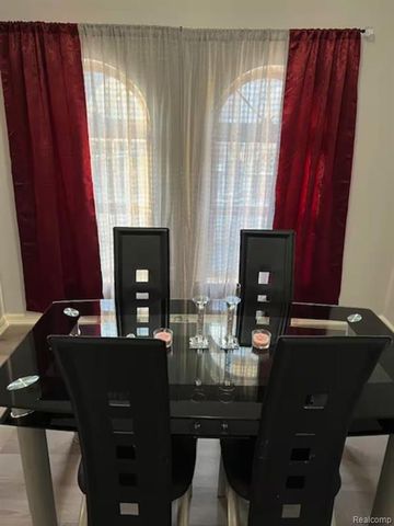 1008 S Military Street, Dearborn, MI 48124