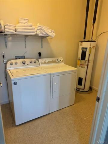 1008 S Military Street, Dearborn, MI 48124