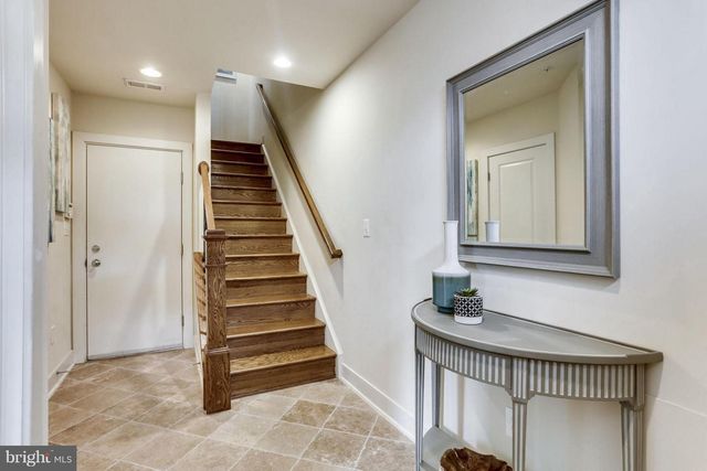 419 K ST SE, Washington, DC 20002