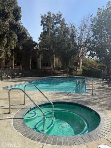 1048 S Idaho 8, La Habra, CA 90631