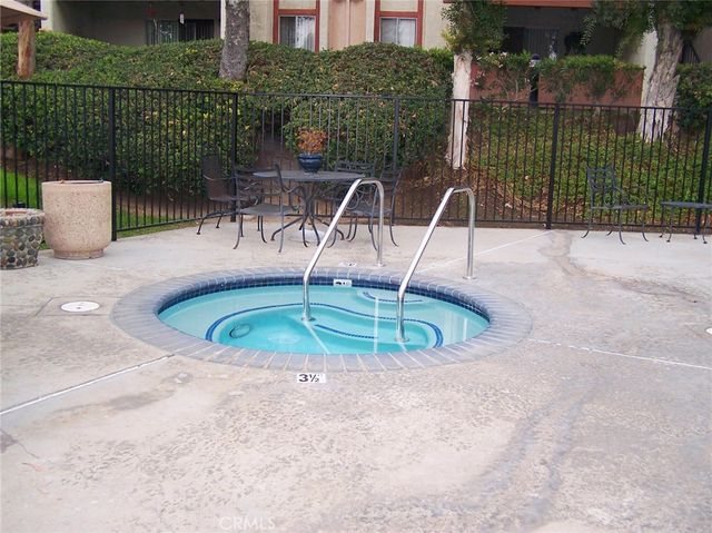 1048 S Idaho 8, La Habra, CA 90631