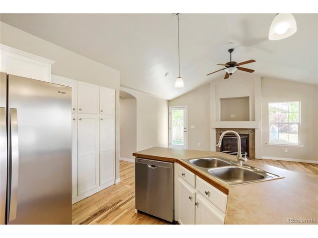 654 Foxtail Way, Windsor, CO 80550