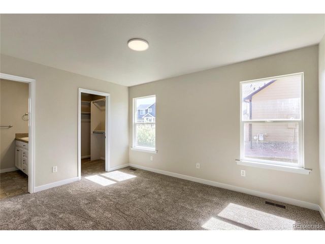 654 Foxtail Way, Windsor, CO 80550