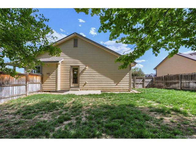 654 Foxtail Way, Windsor, CO 80550