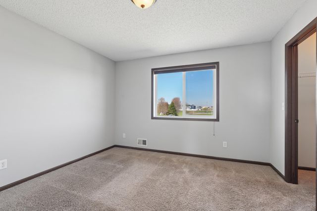 19315 Claremont Drive, Farmington, MN 55024