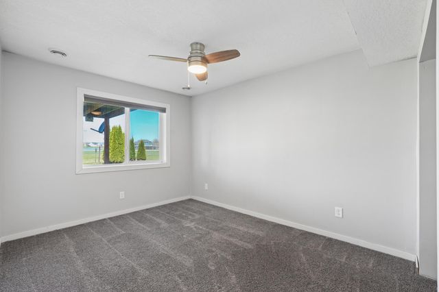 19315 Claremont Drive, Farmington, MN 55024