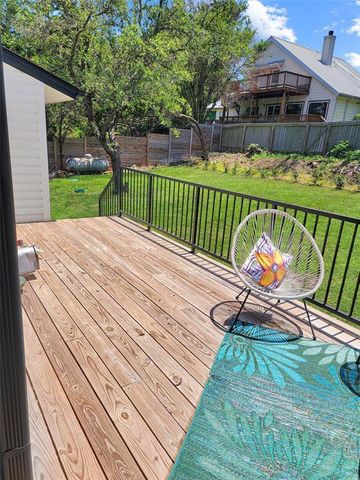 2413 S Bahama RD, Austin, TX 78733