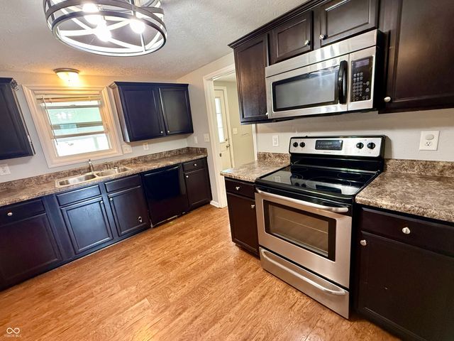 413 S Grant Street, Brownsburg, IN 46112