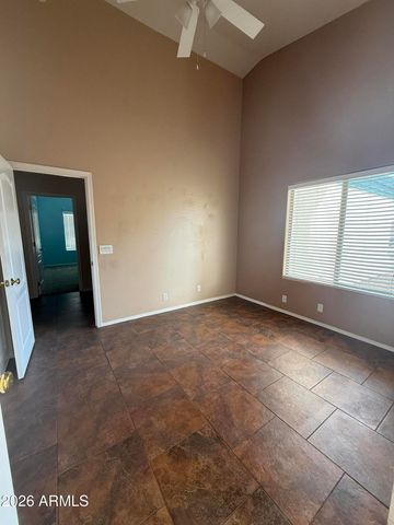 8136 W LAUREL Lane, Peoria, AZ 85345