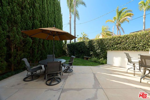 697 Washington Boulevard, Marina Del Rey, CA 90292
