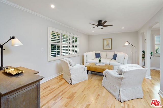 697 Washington Boulevard, Marina Del Rey, CA 90292