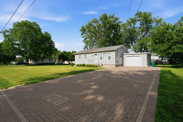 108 Dante Court, Shorewood, IL 60404