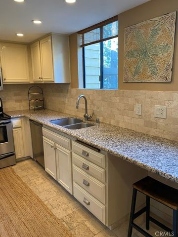 27657 Peninsula Drive 106, Lake Arrowhead, CA 92352