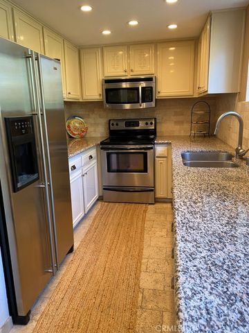 27657 Peninsula Drive 106, Lake Arrowhead, CA 92352