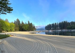 27657 Peninsula Drive 106, Lake Arrowhead, CA 92352