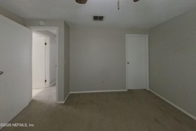 8338 KNOTTS LANDING Drive E, Jacksonville, FL 32244