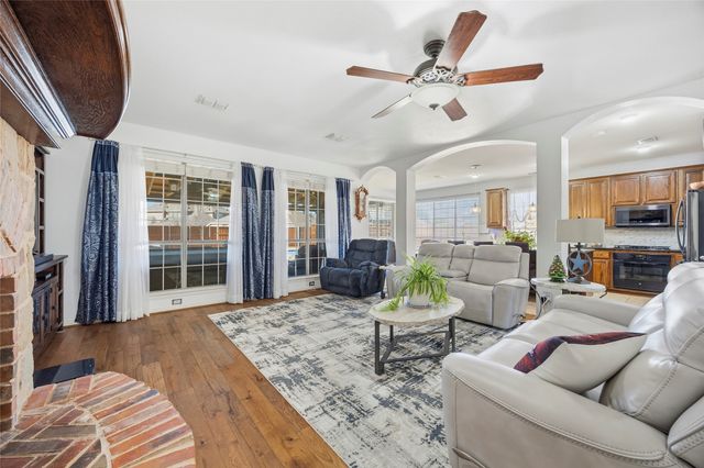 7013 Brockton Court, Rowlett, TX 75089