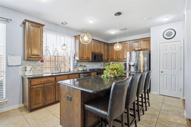 7013 Brockton Court, Rowlett, TX 75089