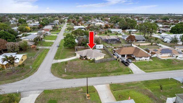 1491 SE Concha Street, Port St. Lucie, Port St Lucie, FL 34983