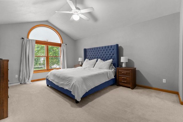 2191 BRAMBLEWOOD COURT, Neenah, WI 54956