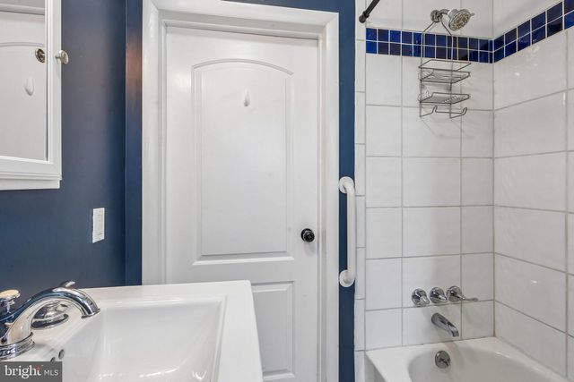 878 CRESCENT AVE, Runnemede, NJ 08078