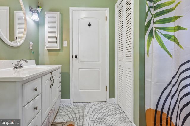 878 CRESCENT AVE, Runnemede, NJ 08078