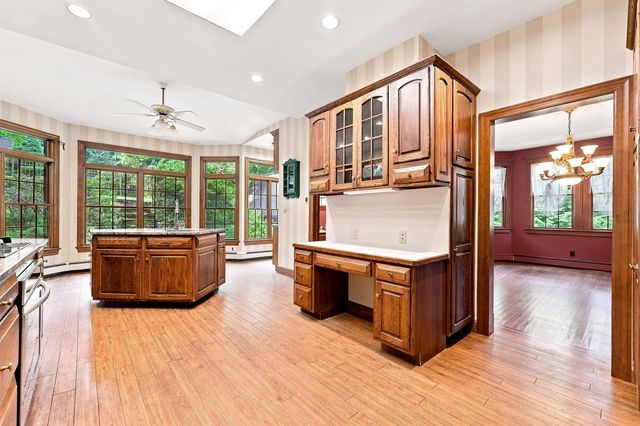 41 CREST RD, Hillsdale, NJ 07642