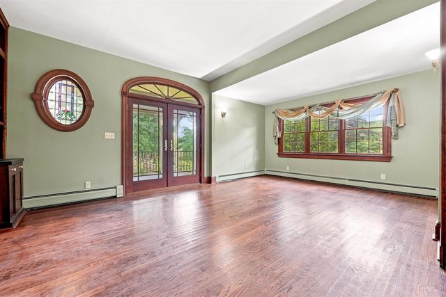 41 CREST RD, Hillsdale, NJ 07642