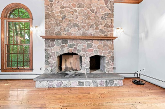 41 CREST RD, Hillsdale, NJ 07642