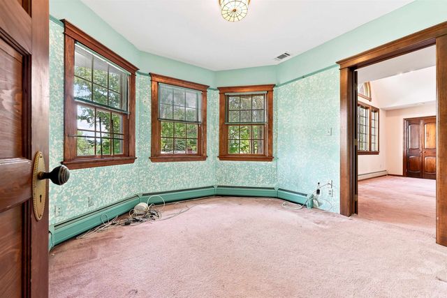 41 CREST RD, Hillsdale, NJ 07642