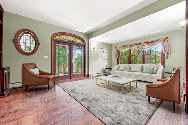 41 CREST RD, Hillsdale, NJ 07642