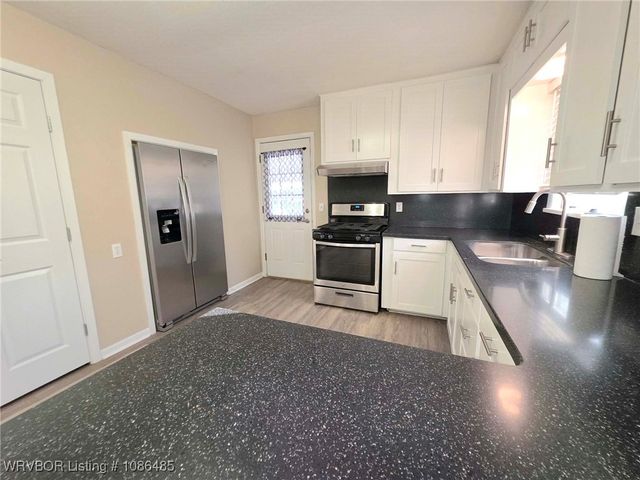 121 Church Street, Charleston, AR 72933