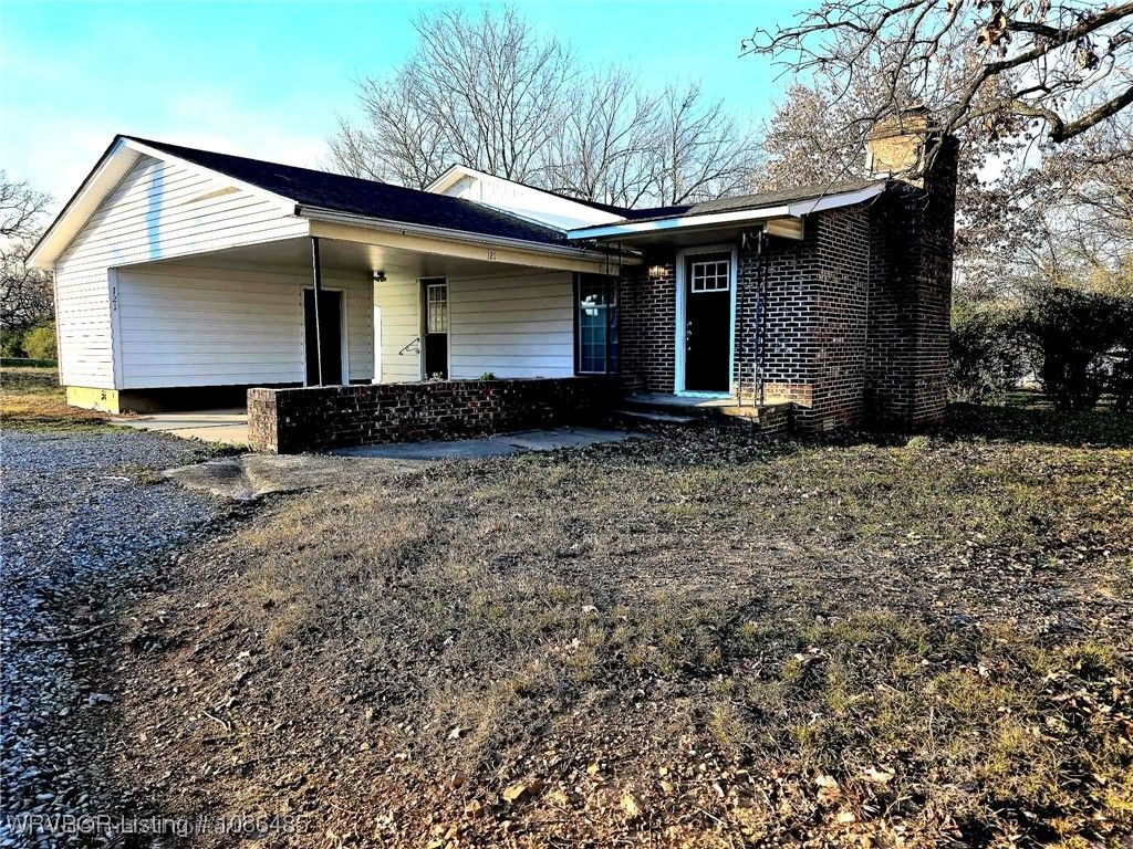 121 Church Street, Charleston, AR 72933