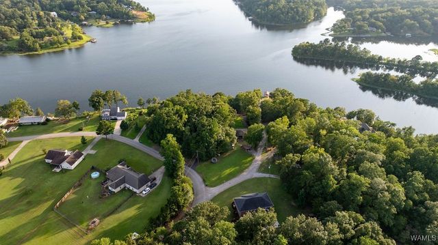 12245 Country Club, Northport, AL 35475