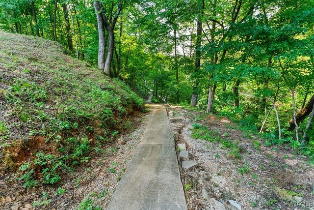 12245 Country Club, Northport, AL 35475