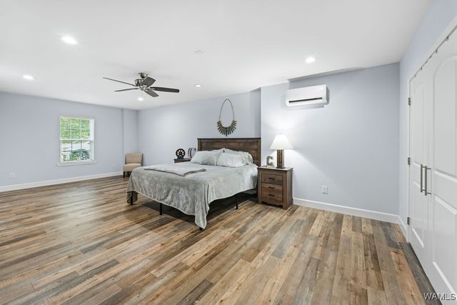 12245 Country Club, Northport, AL 35475