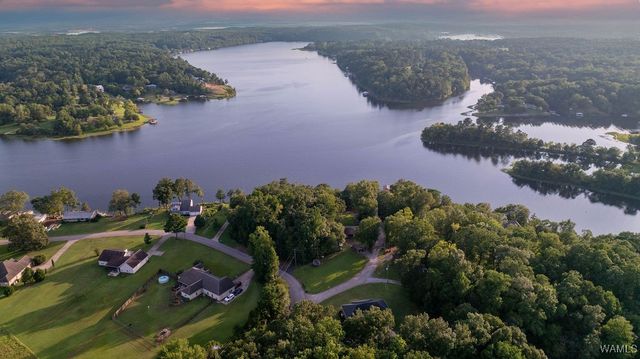 12245 Country Club, Northport, AL 35475