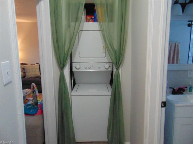 1400 Roslyn Drive 7C, Burlington, NC 27215