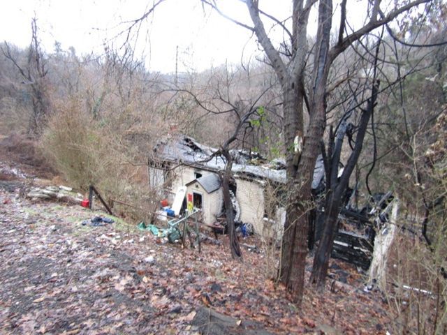 1633 E Cherryhill St, Carrick, PA 15210