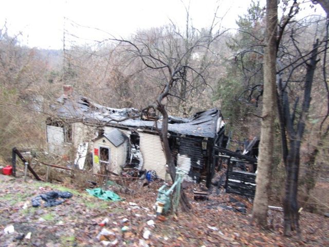 1633 E Cherryhill St, Carrick, PA 15210