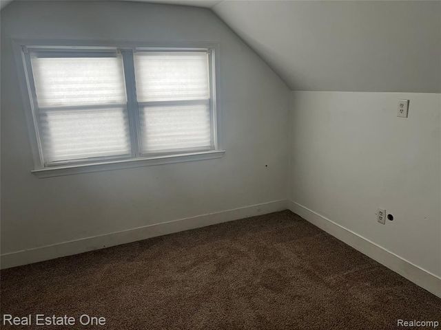 21410 Roosevelt Avenue, Farmington Hills, MI 48336