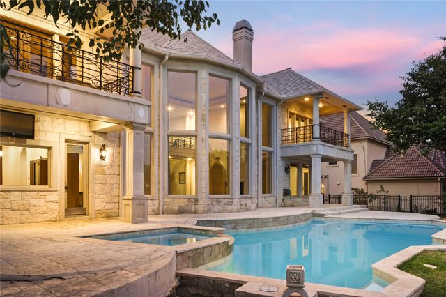 4616 Windsor Ridge Drive, Irving, TX 75038