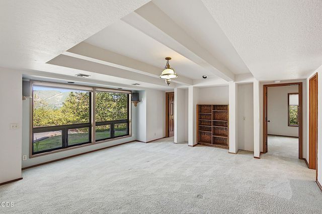 500 NW Woodson Drive, Grants Pass, OR 97526