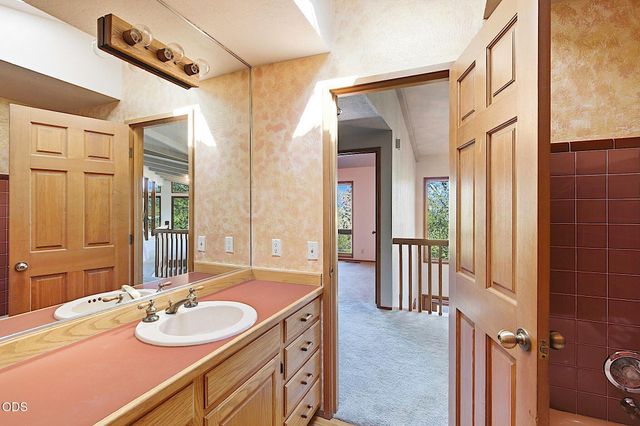 500 NW Woodson Drive, Grants Pass, OR 97526